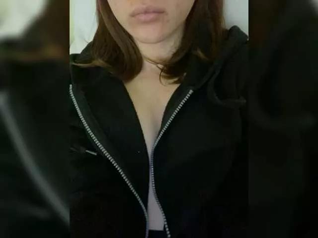 Explore our live girls sluts from our Custom and Multi clubs and checkout exclusive access to highly interactive content, such as shape, hair, titties, pussy type and many more.