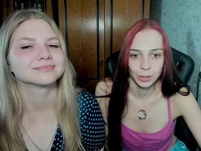 Emma-Frizea from BongaCams