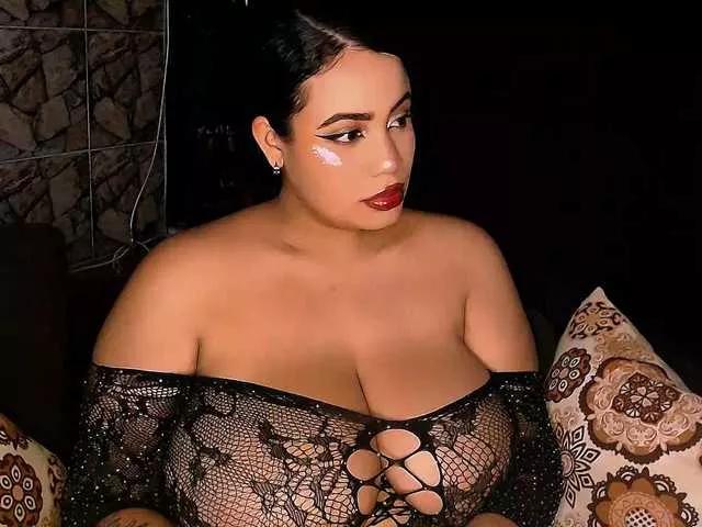 Emmacamille from BongaCams