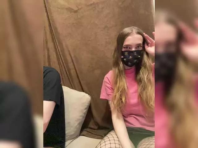 Emmalove13 from BongaCams