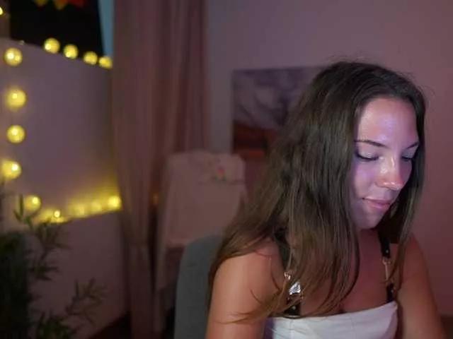 Explore our live girls sluts from our Custom and Multi clubs and checkout exclusive access to highly interactive content, such as shape, hair, titties, pussy type and many more.
