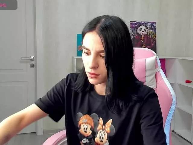 Explore our live girls sluts from our Custom and Multi clubs and checkout exclusive access to highly interactive content, such as shape, hair, titties, pussy type and many more.