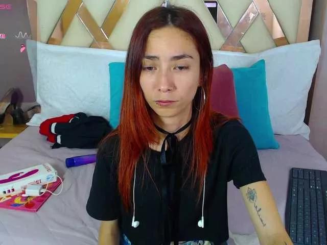Explore our live girls sluts from our Custom and Multi clubs and checkout exclusive access to highly interactive content, such as shape, hair, titties, pussy type and many more.