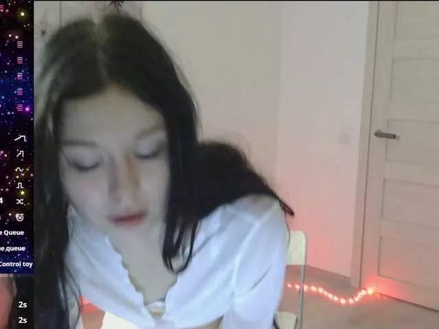 Explore our live girls sluts from our Custom and Multi clubs and checkout exclusive access to highly interactive content, such as shape, hair, titties, pussy type and many more.