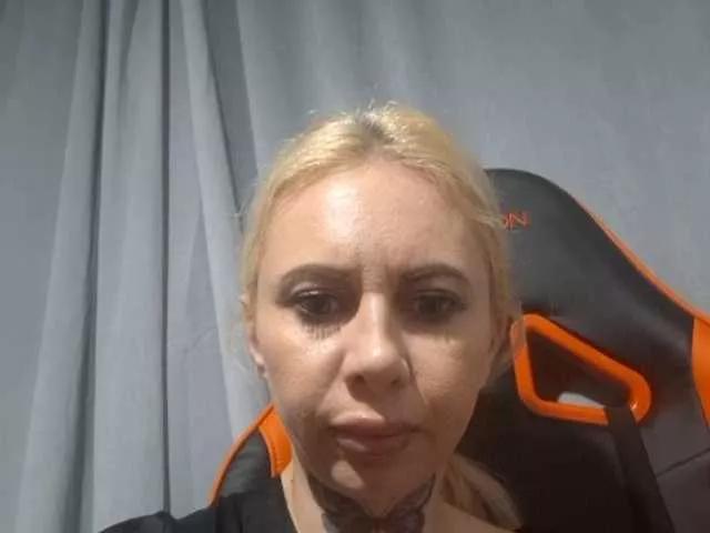 Evachatte webcams show profile image 