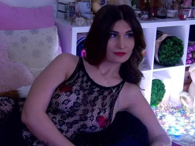 EvellynFrancis from BongaCams