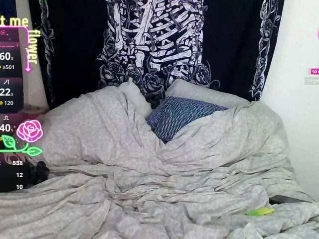 Eviestone from BongaCams