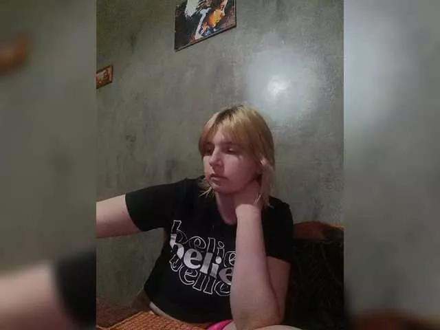Explore our live girls sluts from our Custom and Multi clubs and checkout exclusive access to highly interactive content, such as shape, hair, titties, pussy type and many more.