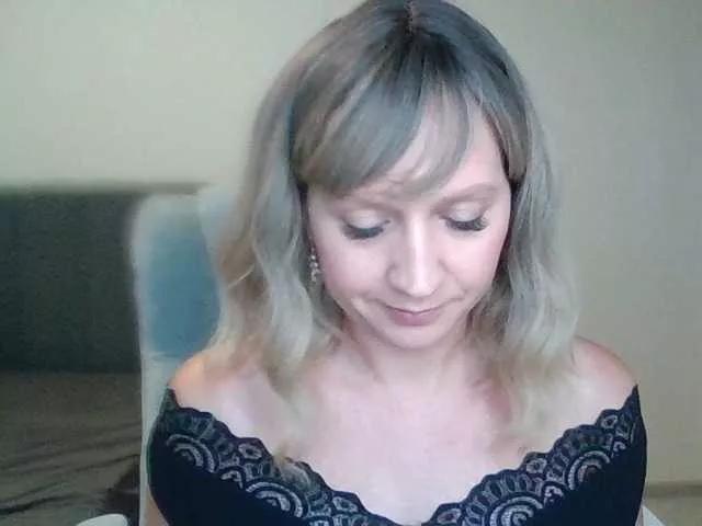 Florina-lu from BongaCams is Freechat