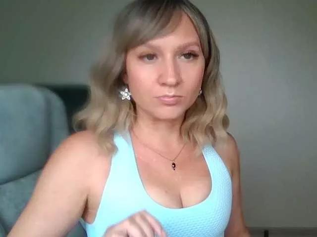 Florina-lu from BongaCams is Freechat