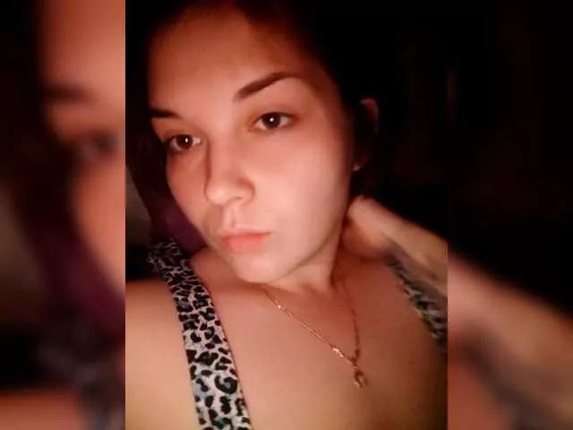FoxyLoVe25 from BongaCams is Freechat