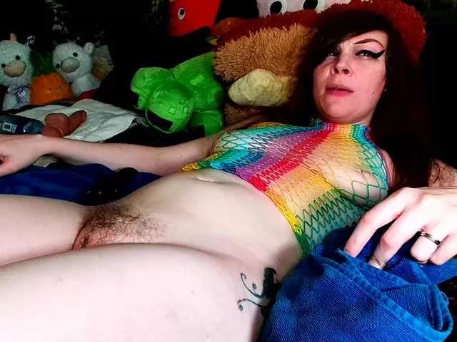 Explore our live girls sluts from our Custom and Multi clubs and checkout exclusive access to highly interactive content, such as shape, hair, titties, pussy type and many more.