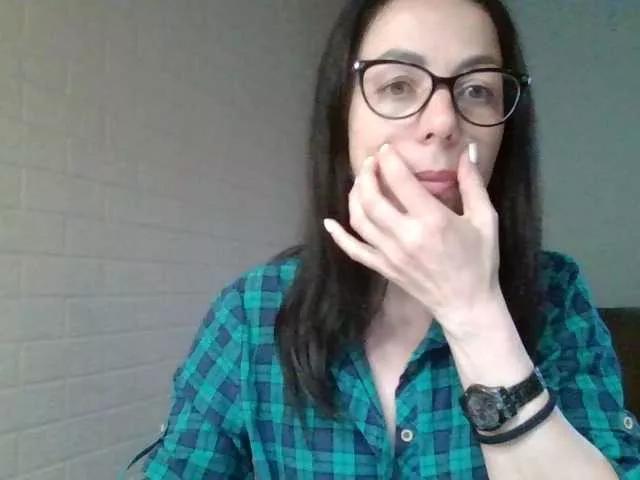 Explore our live girls sluts from our Custom and Multi clubs and checkout exclusive access to highly interactive content, such as shape, hair, titties, pussy type and many more.