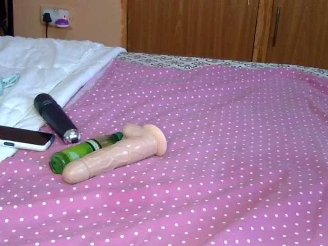 Photos of Gladwell from BongaCams is Freechat