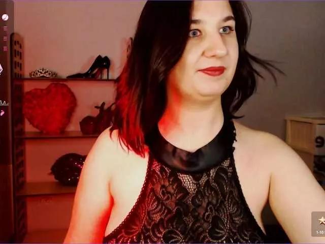 Explore our live girls sluts from our Custom and Multi clubs and checkout exclusive access to highly interactive content, such as shape, hair, titties, pussy type and many more.