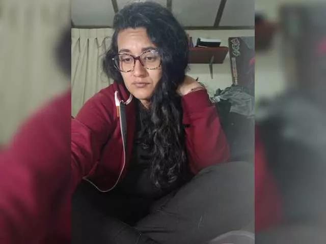 GoodforSara from BongaCams