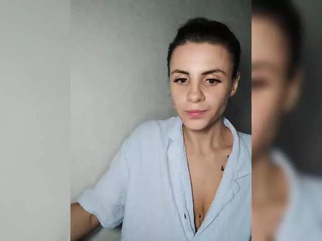 GoodLexi from BongaCams