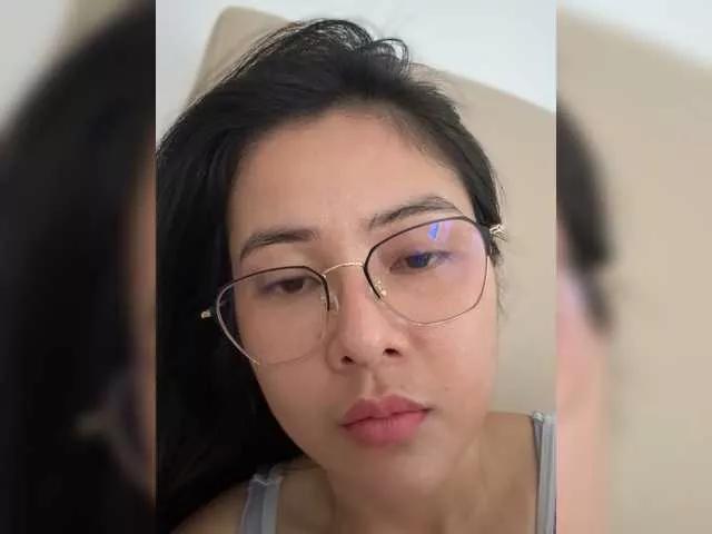 Photos of HamyQueen from BongaCams is Freechat