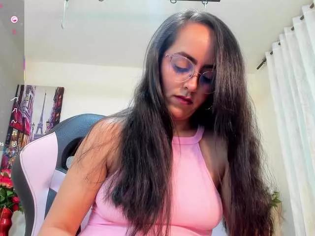 hanawhite from BongaCams