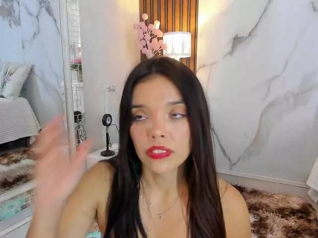 hannahill69 from BongaCams