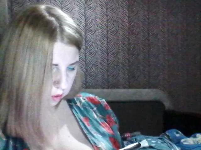 Explore our live girls sluts from our Custom and Multi clubs and checkout exclusive access to highly interactive content, such as shape, hair, titties, pussy type and many more.