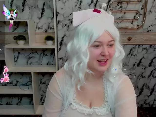 HelenHartt from BongaCams