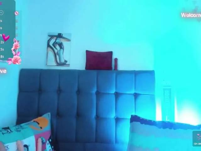 Hellen-star from BongaCams