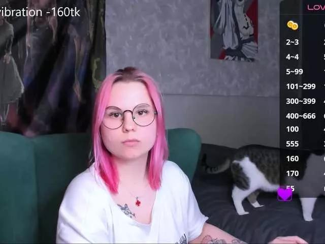 Explore our live girls sluts from our Custom and Multi clubs and checkout exclusive access to highly interactive content, such as shape, hair, titties, pussy type and many more.