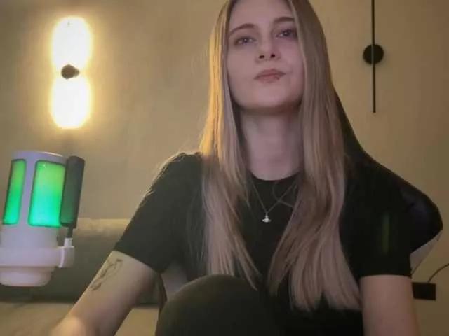 HeyRina from BongaCams is Freechat
