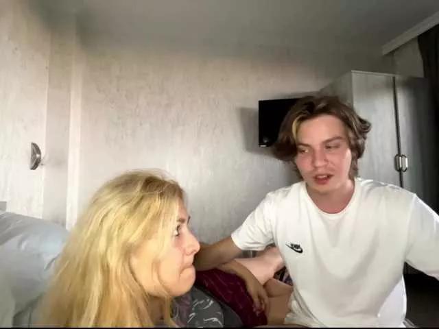 Hikkiii from BongaCams