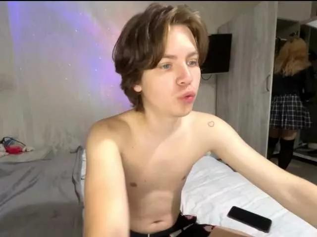Hikkiii from BongaCams