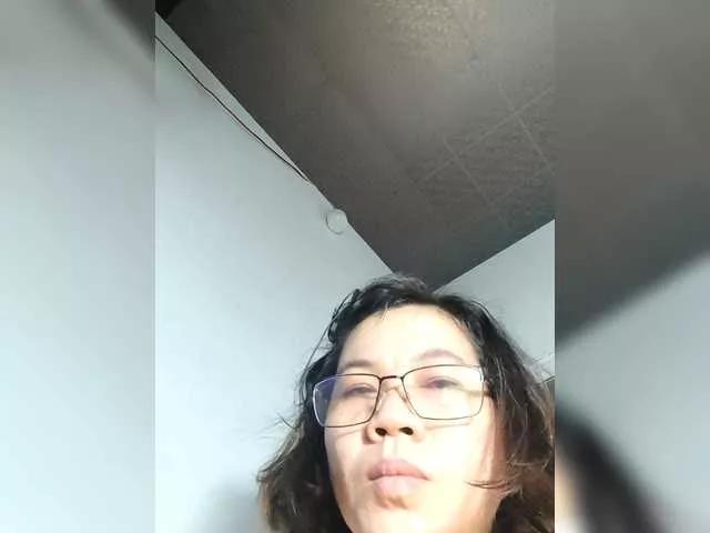 Hill6969 from BongaCams