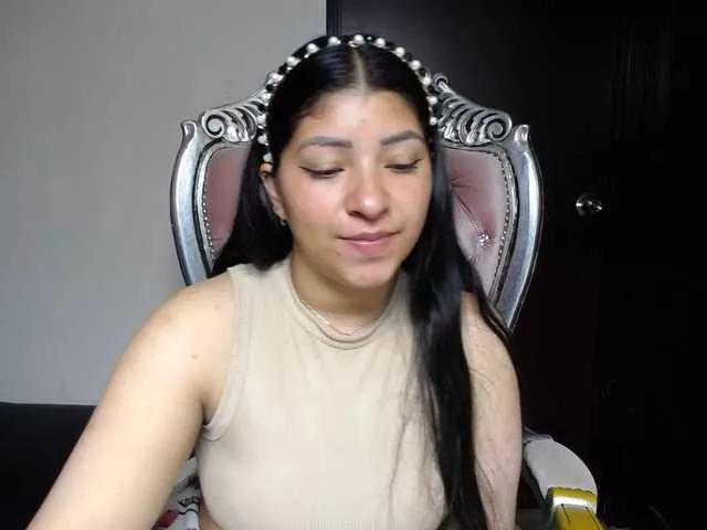 holly20a from BongaCams