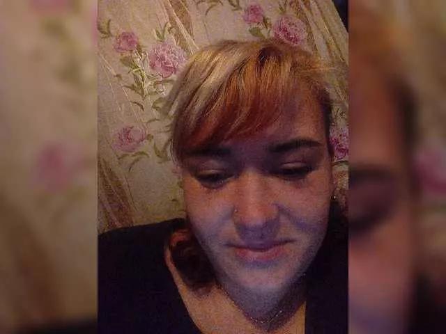 HollyLaBerry from BongaCams