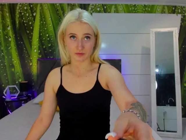 HollyTaillor from BongaCams is Freechat