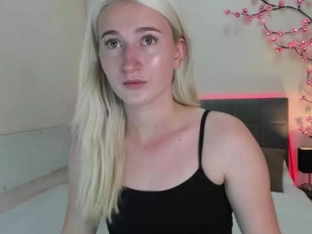 HollyTaillor from BongaCams