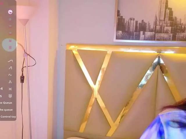 hollyvega from BongaCams