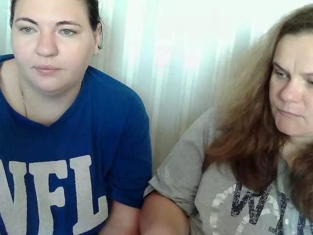 HollyXEva from BongaCams