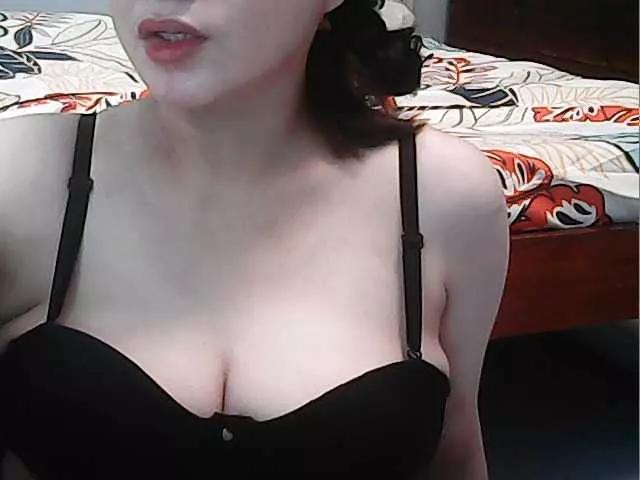 hotbabyasian from BongaCams is Freechat