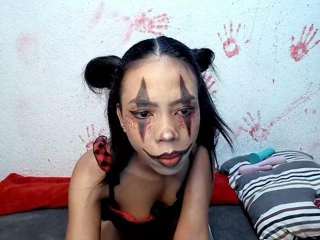 Explore our live girls sluts from our Custom and Multi clubs and checkout exclusive access to highly interactive content, such as shape, hair, titties, pussy type and many more.