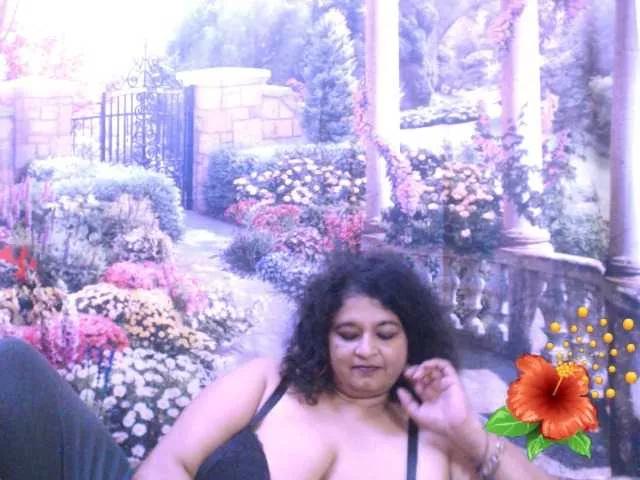 indianstar75 from BongaCams