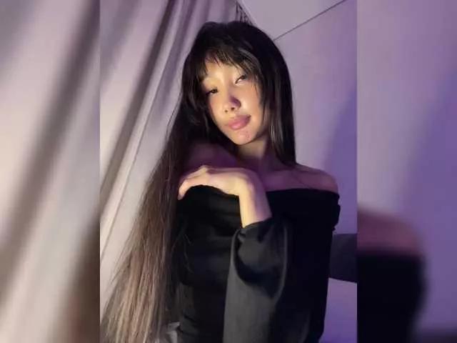 InJiOcean99 from BongaCams