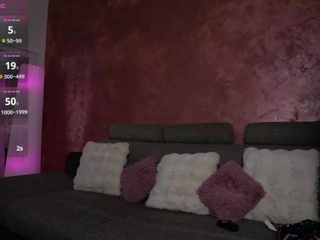 InnesTaylor from BongaCams is Freechat