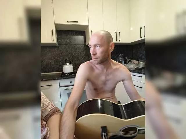 Innokentiy449 from BongaCams