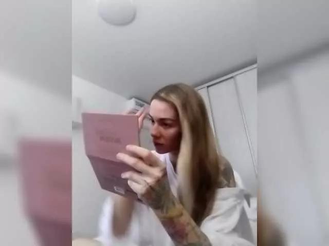 Irina11 from BongaCams