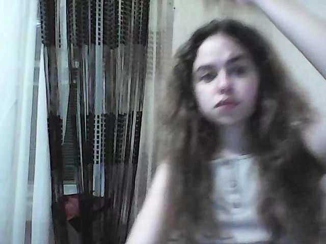Irina2100 from BongaCams