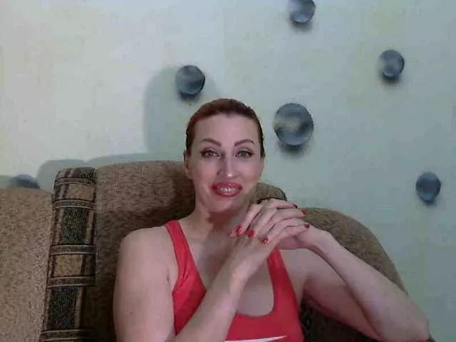 Irinchi from BongaCams