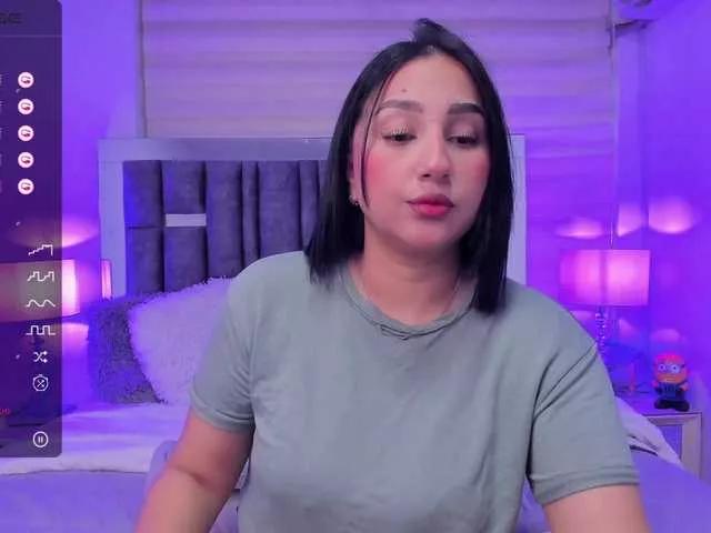 IrisEvans from BongaCams