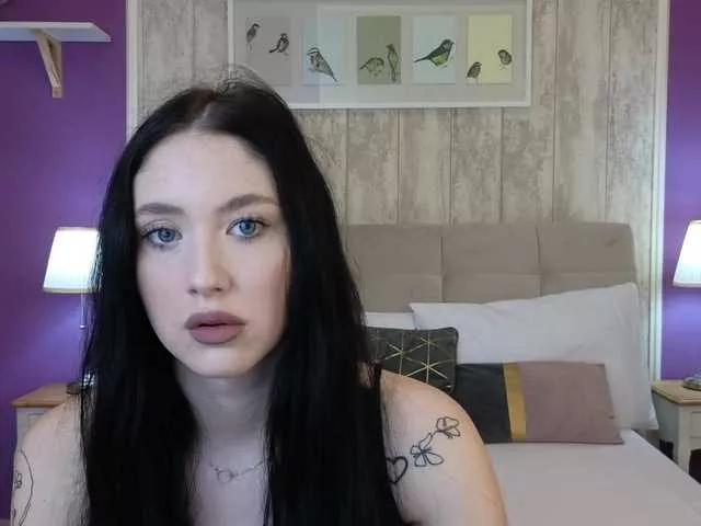 Explore our live girls sluts from our Custom and Multi clubs and checkout exclusive access to highly interactive content, such as shape, hair, titties, pussy type and many more.