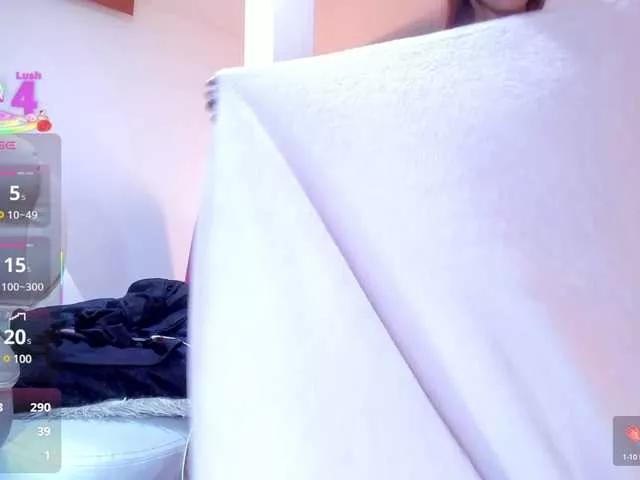 Explore our live girls sluts from our Custom and Multi clubs and checkout exclusive access to highly interactive content, such as shape, hair, titties, pussy type and many more.